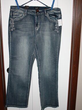 Plus Size Earl Jeans, size 22W NWT